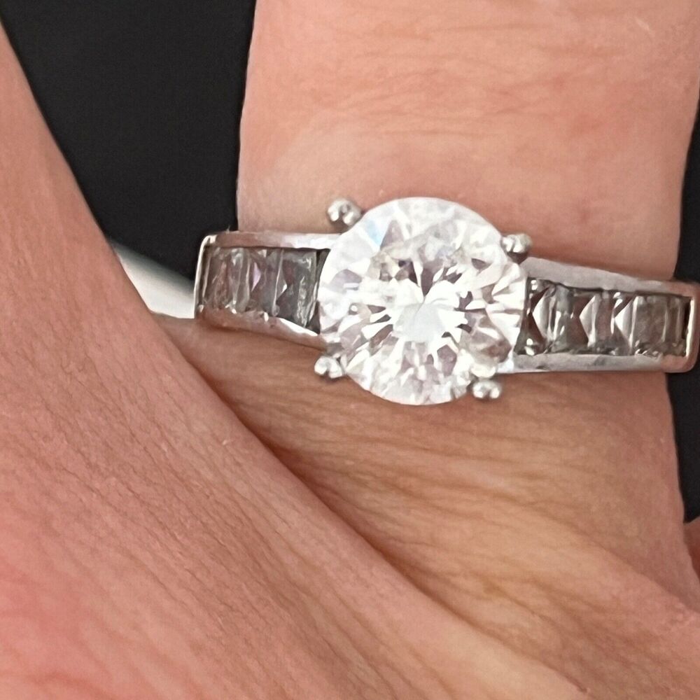 Sterling Silver 925 CZ Engagement Style Ring Princess Cut Size 7 - 1E